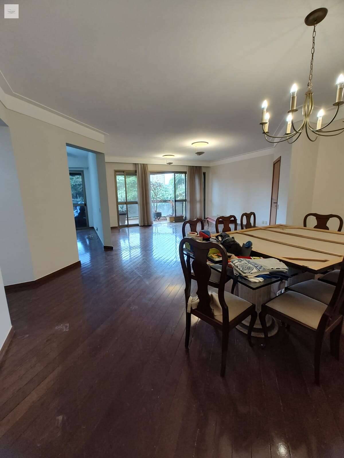 Apartamento à venda em Ribeirão Preto, Centro, com 3 quartos, 204m²