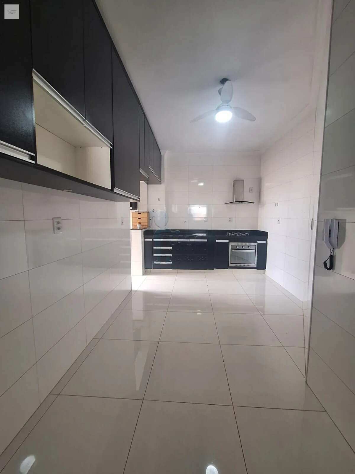 Apartamento à venda, no Edifício Itamarati em Ribeirão Preto, Jardim Irajá, com 3 quartos, 94,72m²