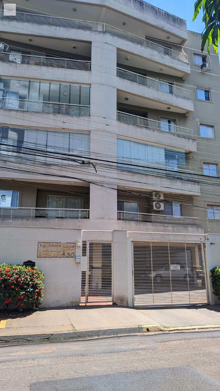 Apartamento, no Condomínio Santa Lúcia em Ribeirão Preto, Nova Aliança, com 4 quartos, 200m²