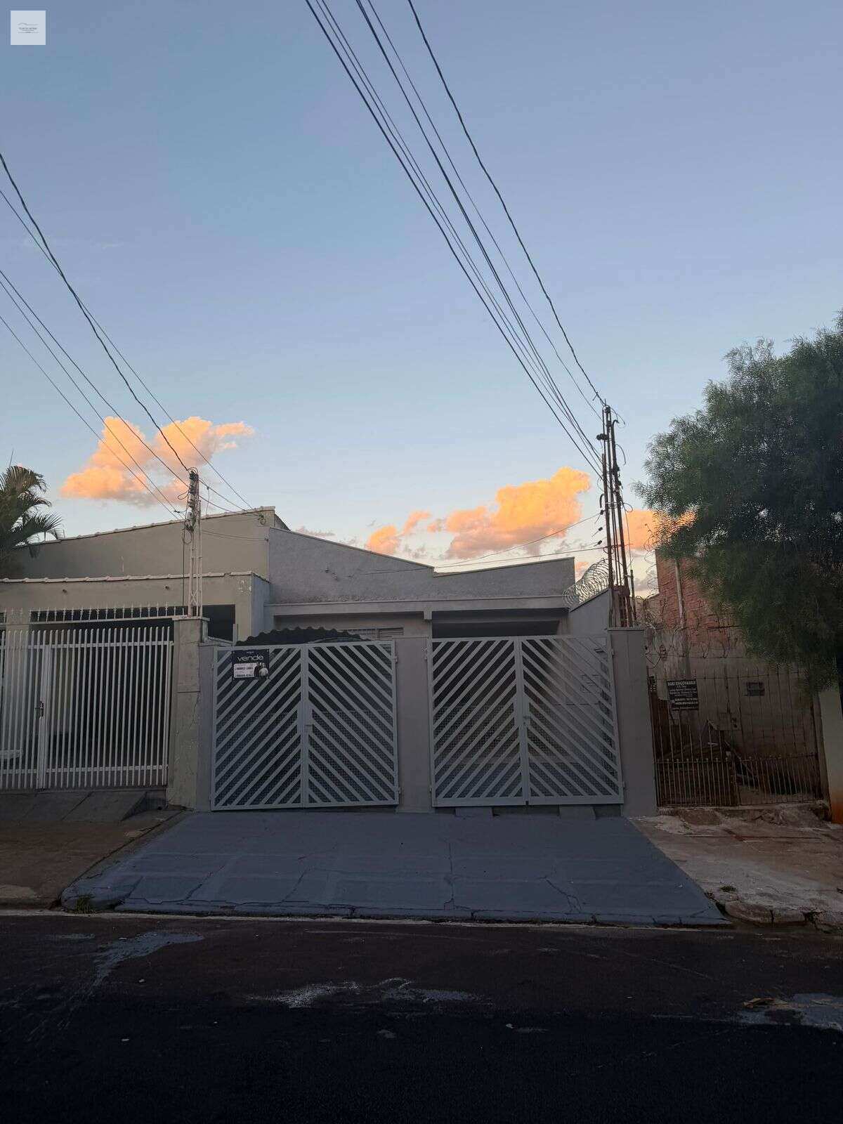 Casa à venda em Ribeirão Preto, Ipiranga, com 3 quartos, 81m²