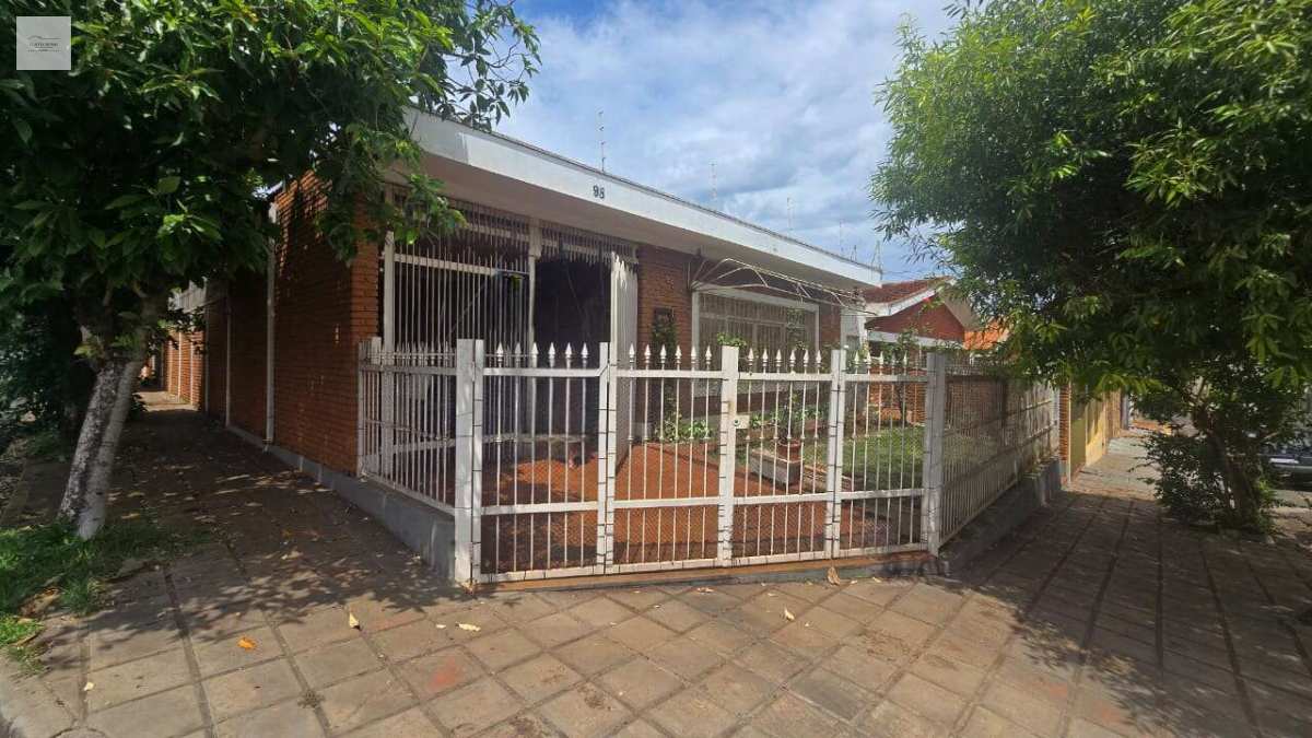 Casa à venda em Ribeirão Preto, Sumarezinho, com 3 quartos, 185m² - Glaucia Afonso Imóveis