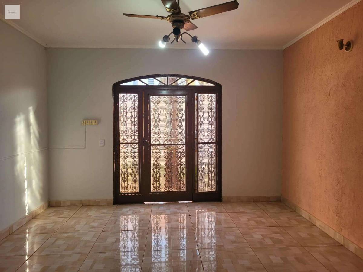 Casa à venda em Ribeirão Preto, Vila Monte Alegre, com 3 quartos, 200,00m² - Glaucia Afonso Imóveis