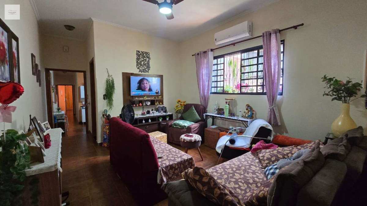 Casa à venda em Ribeirão Preto, Vila Tibério, com 3 quartos, 112m²