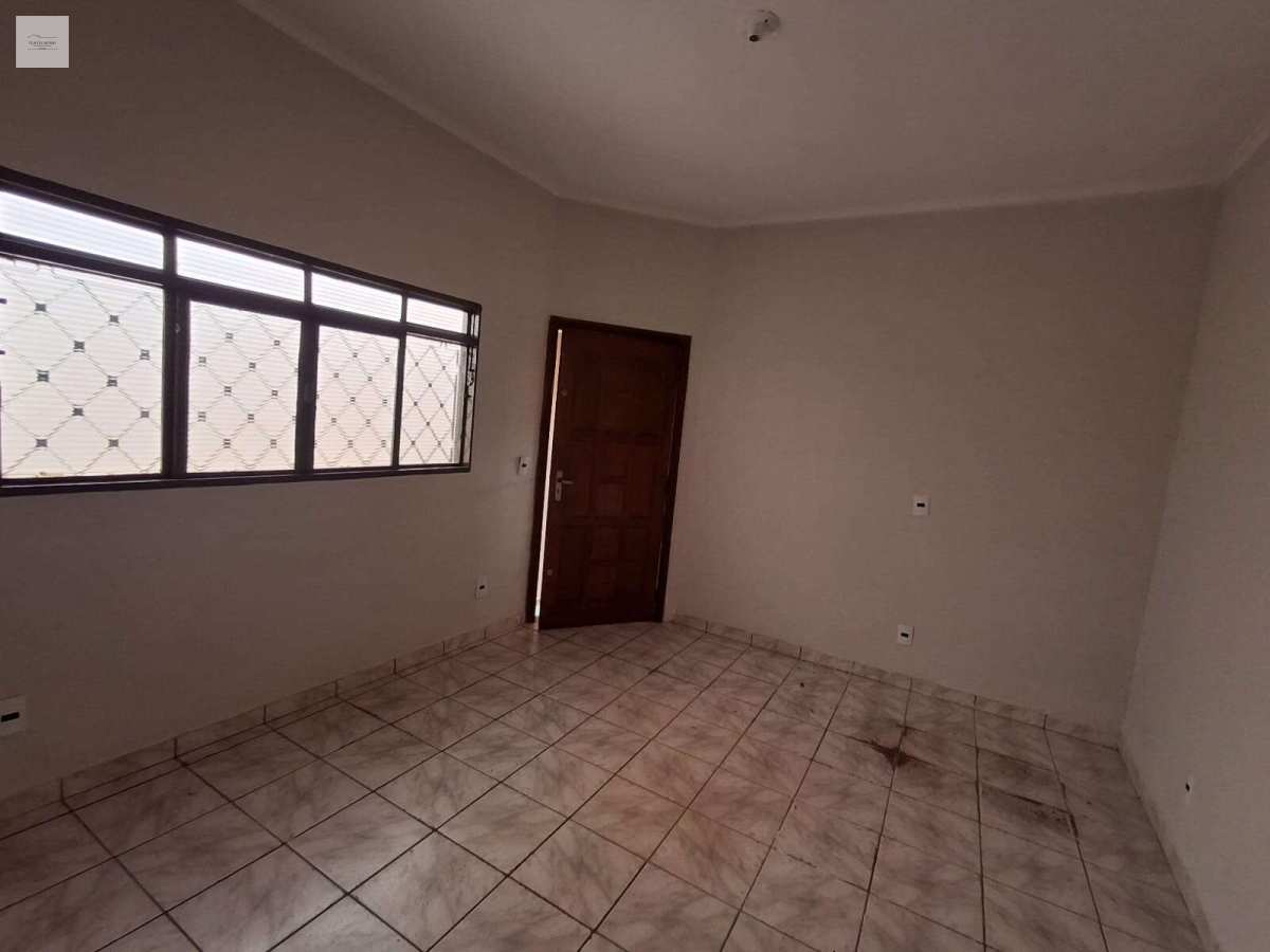 Casa à venda em Ribeirão Preto, Vila Virgínia, com 3 quartos, 130m² - Glaucia Afonso Imóveis