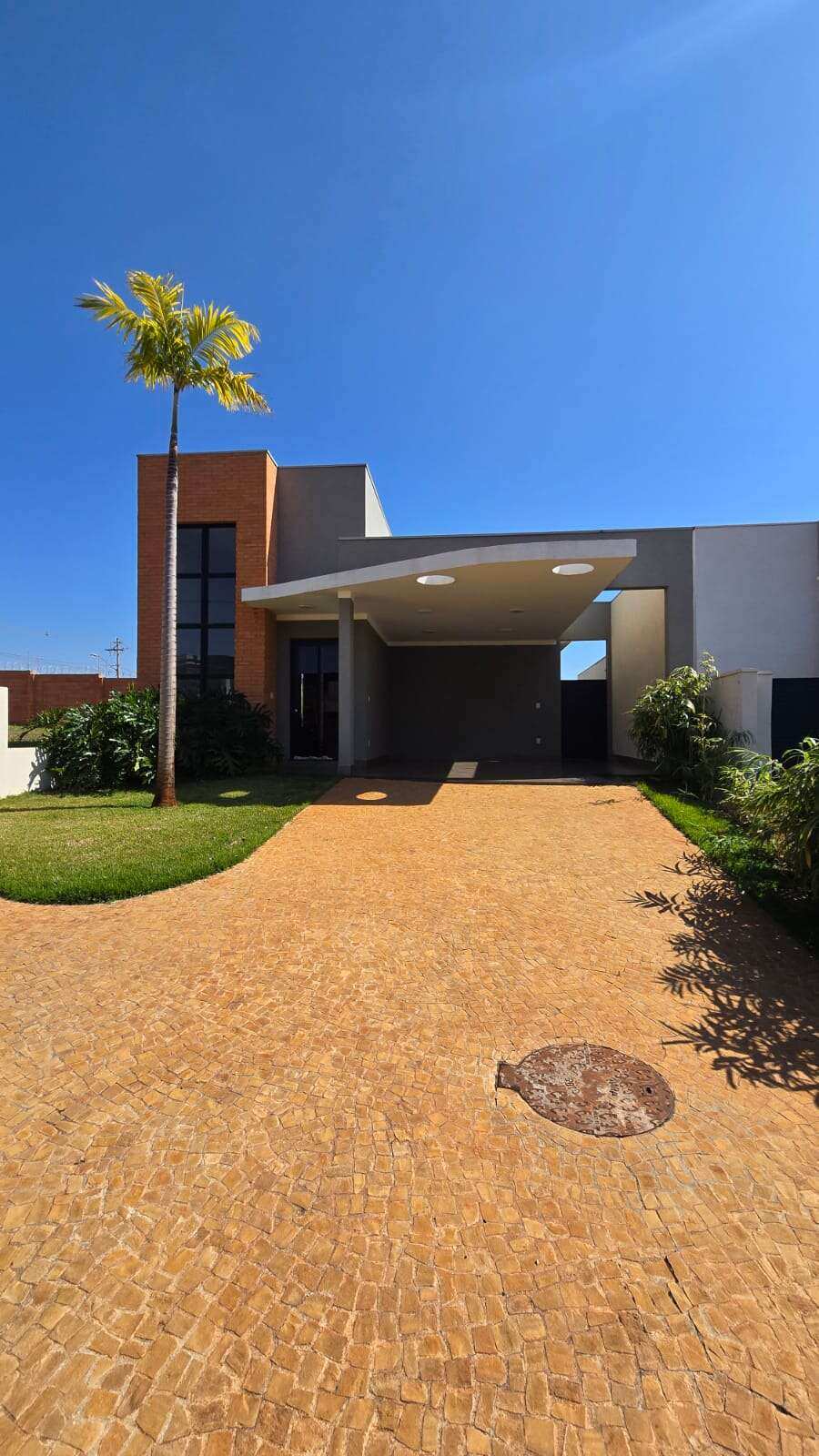 Casa de condomínio à venda, no Residencial Valência Gracia, em Ribeirão Preto, Jardim Valencia, com 3 quartos, 156.81m² - Glaucia Afonso Imóveis