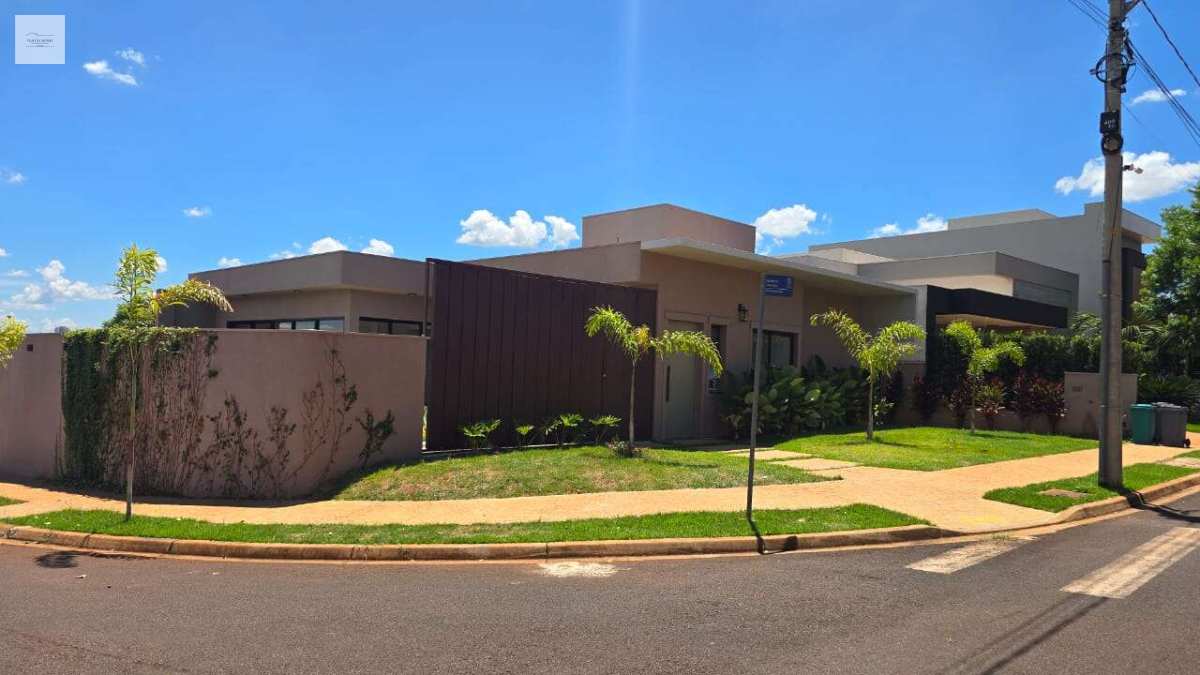 Casa de condomínio à venda, no Condomínio Quinta dos Ventos, Quinta dos Ventos, com 3 quartos, 260m²