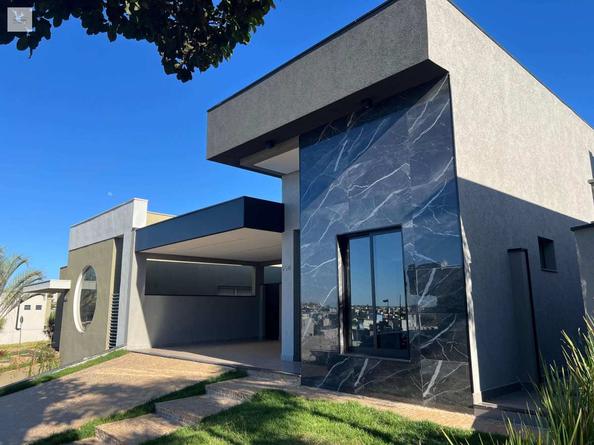 Casa de condomínio à venda, no Terras de Florença, Vila do Golf, com 3 quartos, 196m²