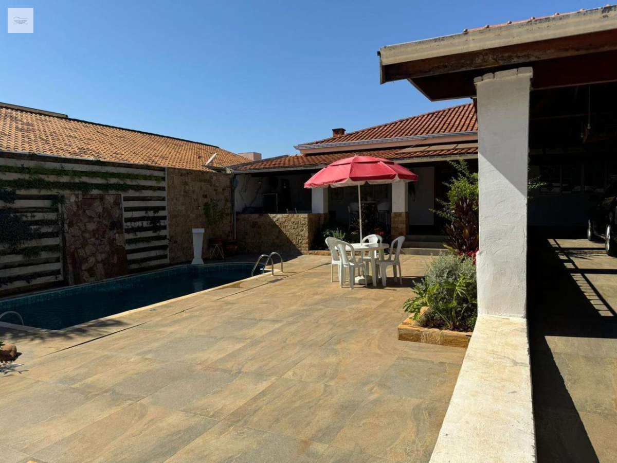 Casa em Ribeirão Preto, City Ribeirão, com 5 quartos, 307m²